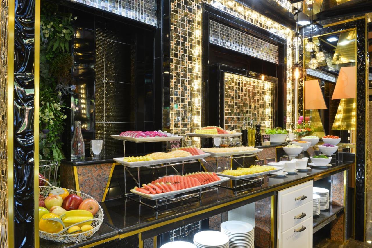 The Breton Hotel Media Банкок Екстериор снимка