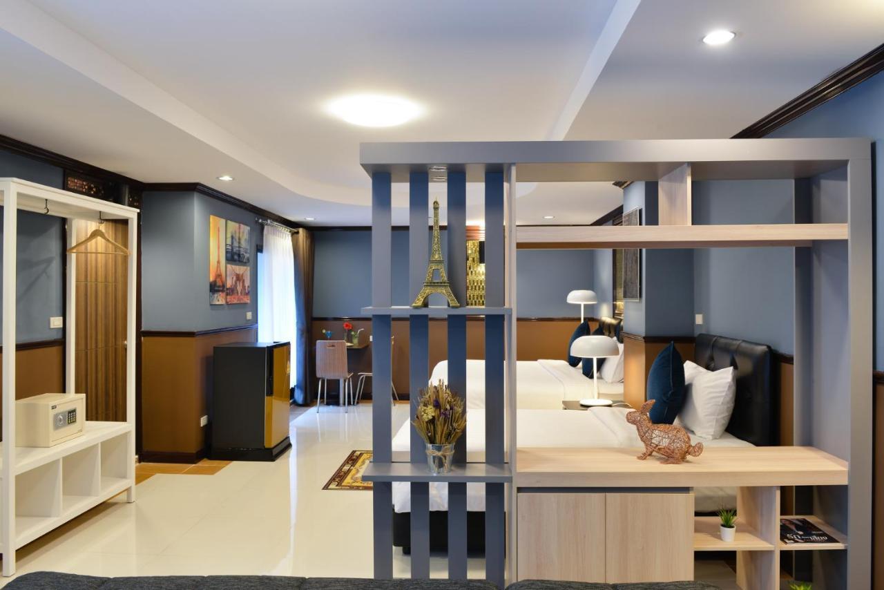 The Breton Hotel Media Банкок Екстериор снимка